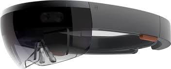 Le dev kit de l’hololens disponible pour?